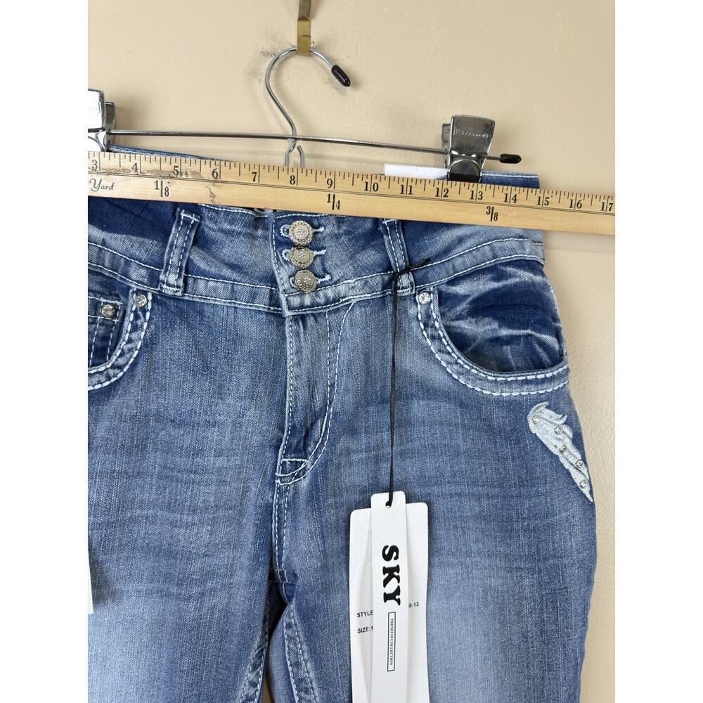 New Sky Premium Women’s Jeans Size 13 Mid Rise Flare Heart Embellished Y2K - Picture 7 of 13